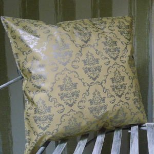 Wachstuchkissen / Outdoor Kissen Barock Vanille