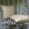 Wachstuchkissen / Outdoor Kissen Barock Vanille