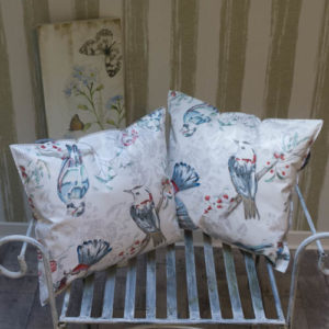 Wachstuch Kissen Vögel im Frühling