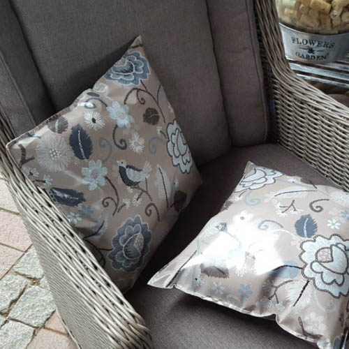 Wachstuchkissen_Blume und Vogel Wachstuchkissen / Outdoor Kissen Blume & Vogel