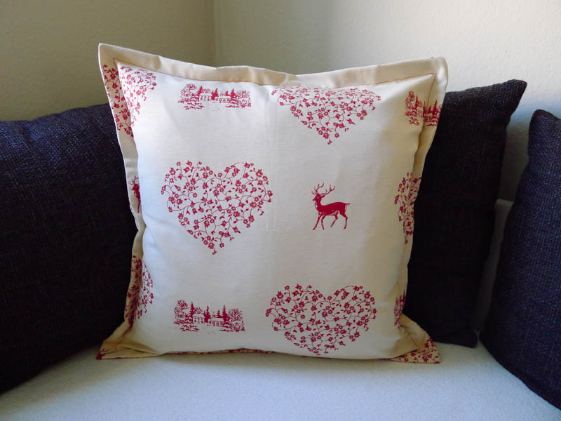 Weihnachtskissen Elch Herz rot creme (12 von 17) Kissenhülle Hirsch mit Herzen rot auf creme 60x60cm