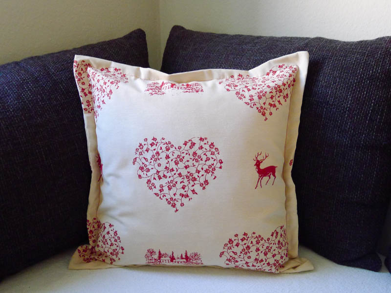 Weihnachtskissen Elch Herz rot creme (14 von 17) Kissenhülle Hirsch mit Herzen rot auf creme 50x50cm