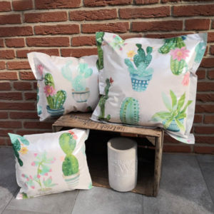 Trendiges Outdoor & Gartenkissen Kaktus in 3 Größen