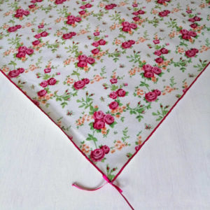 Mitteldecke rosa Rankenröschen