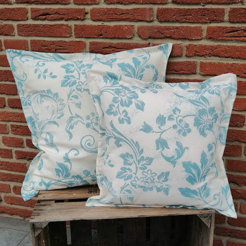 Kissen Blaue Ornamente auf weiß aus Baumwolle 2 Größen Kissen Blaue Ornamente auf weiß aus Baumwolle 2 Größen