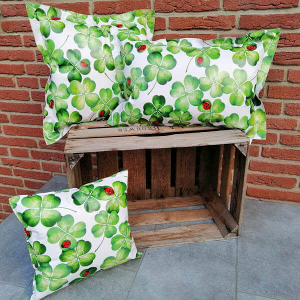 Geschenkideen zum Muttertag - Wachstuchkissen Outdoorkissen Glücksklee