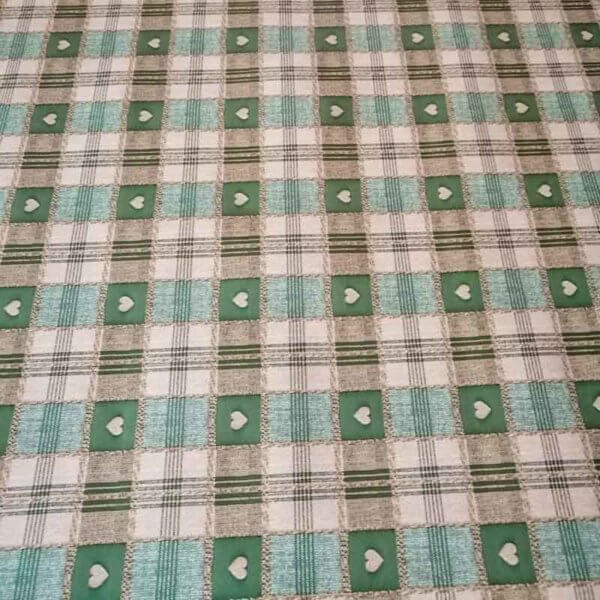 Wachstuch Tischdecke Grün kariert mit Herzen