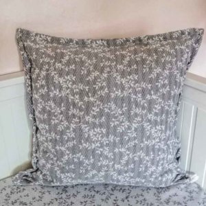 Kissenbezug Ranken aus Jacquard grau 60x60cm
