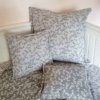 Blätterranken Kissen aus Jacquard