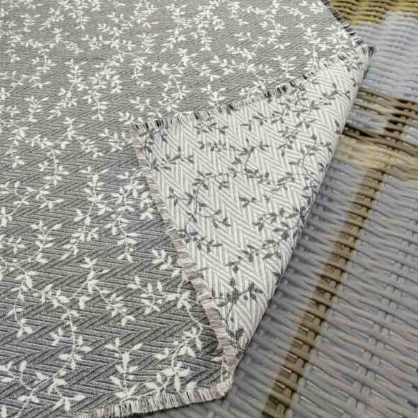 Tischdecke Ranken aus Jacquard grau