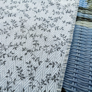 Blätterranken aus Jacquard