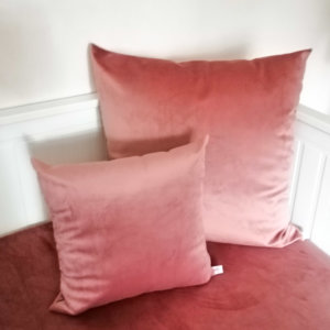 Samt Kissen altrosa Zwei Kissen