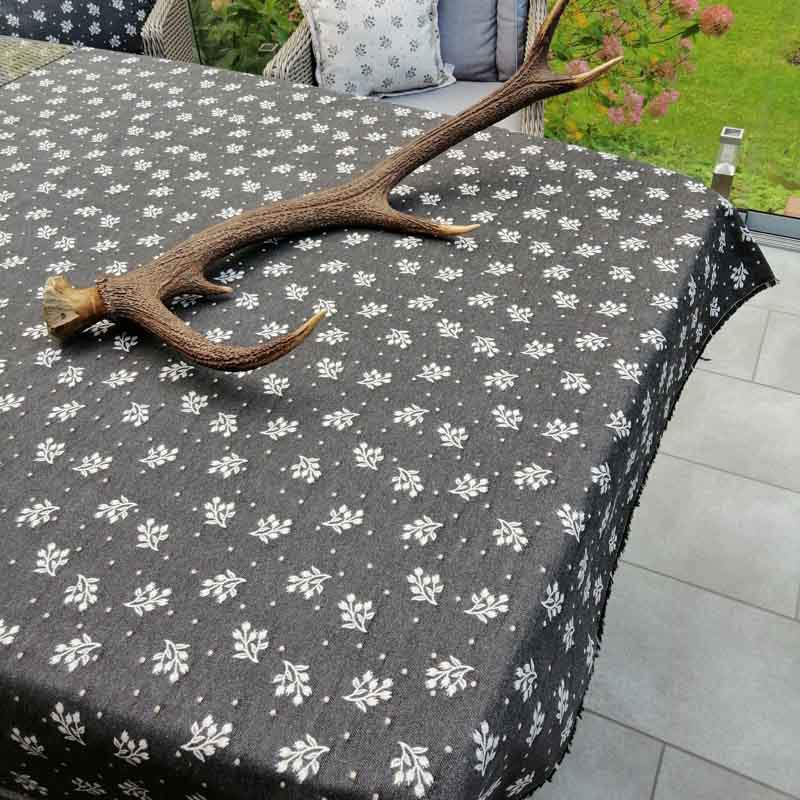 Tischdecke Zweige creme mit grauem Hintergrund Tischdecke Zweige creme mit grauem Hintergrund