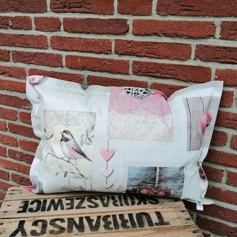 Kissen mit Herzen Shabby Chic aus Wachstuch 40x60cm Kissen mit Herzen Shabby Chic aus Wachstuch 40x60cm