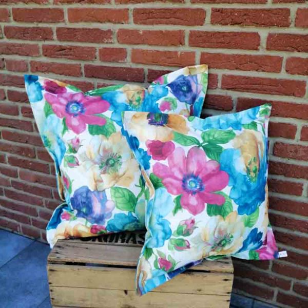 Kissenhülle Bunte Blumen (beschichtet) in 2 Größen