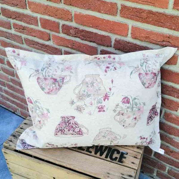 Outdoorkissen Tasse mit Blumen 40x60cm