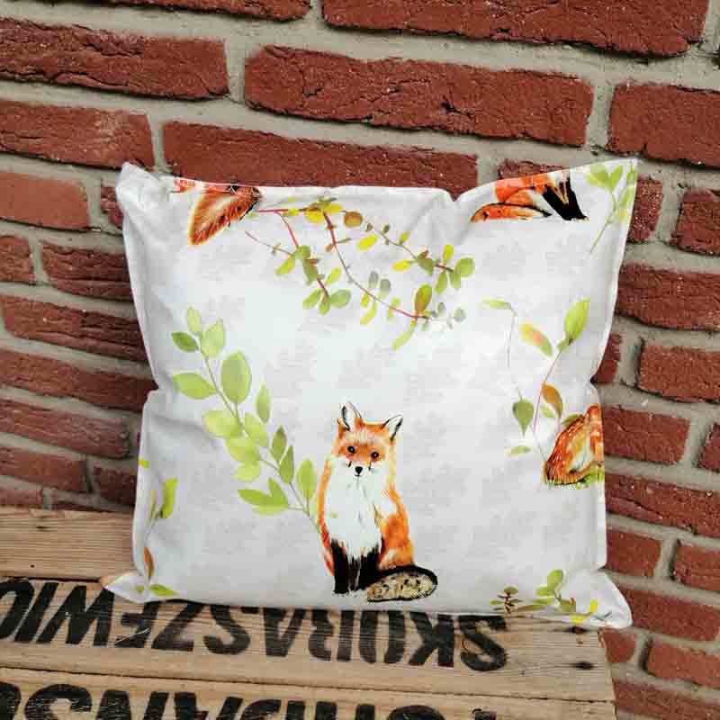 Outdoorkissen Waldtiere aus Wachstuch klein Outdoorkissen Waldtiere aus Wachstuch klein
