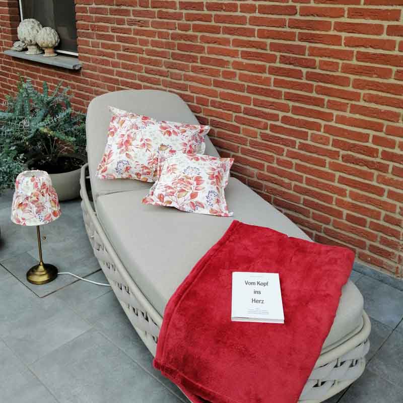 Wintergarten oder Terrasse verschönern Holunderbeere