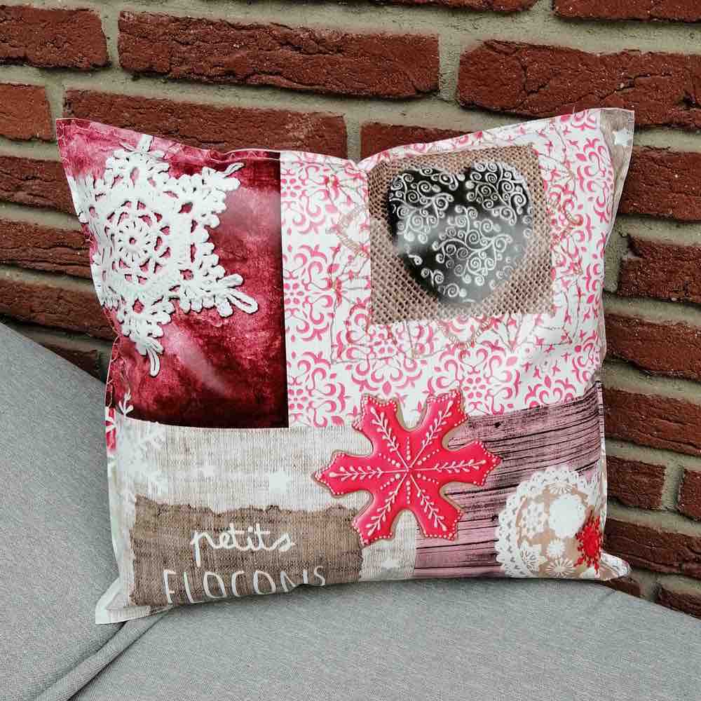 Outdoorkissen Weihnachten - Herzen & Sterne rot 40x40cm Outdoorkissen Weihnachten - Herzen & Sterne rot 40x40cm