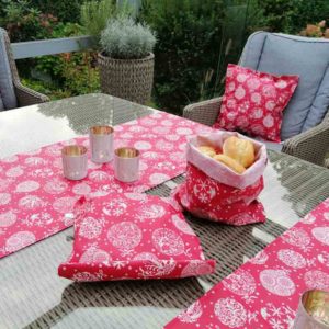 Tischläufer Weihnachten - Weihnachtskugel