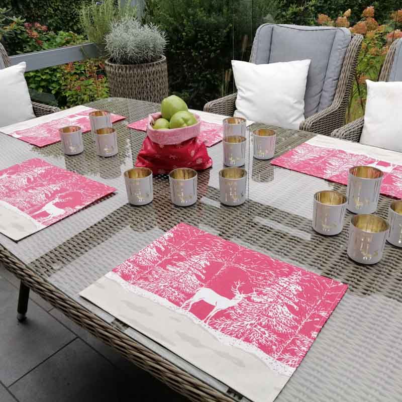 Tischset mit Hirsch im Schnee beschichtete Baumwolle Tischset mit Hirsch im Schnee beschichtete Baumwolle