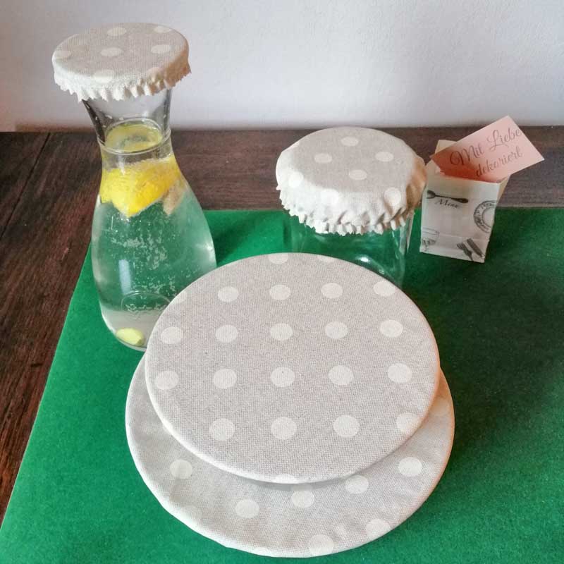 Abdeckhaube mit Gummizug Beige mit creme Punkten Abdeckhaube mit Gummizug Beige mit creme Punkten