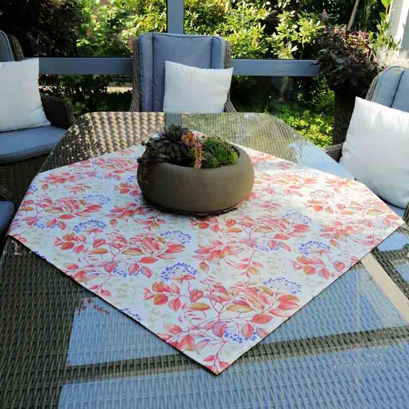 Tischdecke Holunderbeere beschichtet Tischdecke Holunderbeere beschichtet