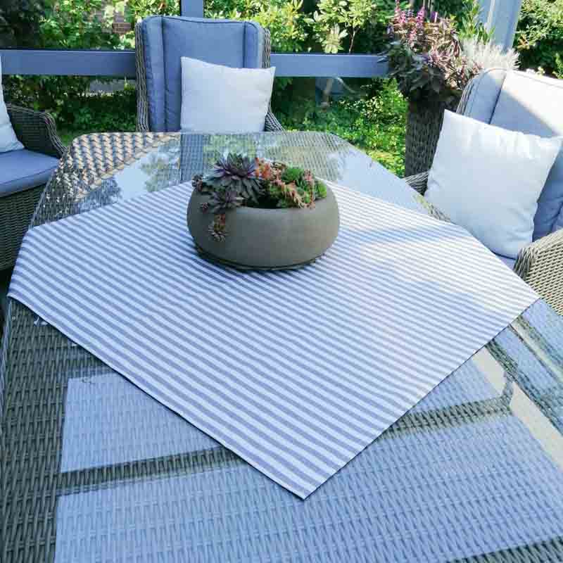 Tischdecke grau gestreift (beschichtet) Tischdecke grau gestreift (beschichtet)