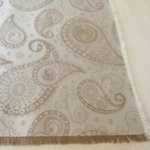 Tischdecke Mitteldecke creme und beige mit Ornamenten
