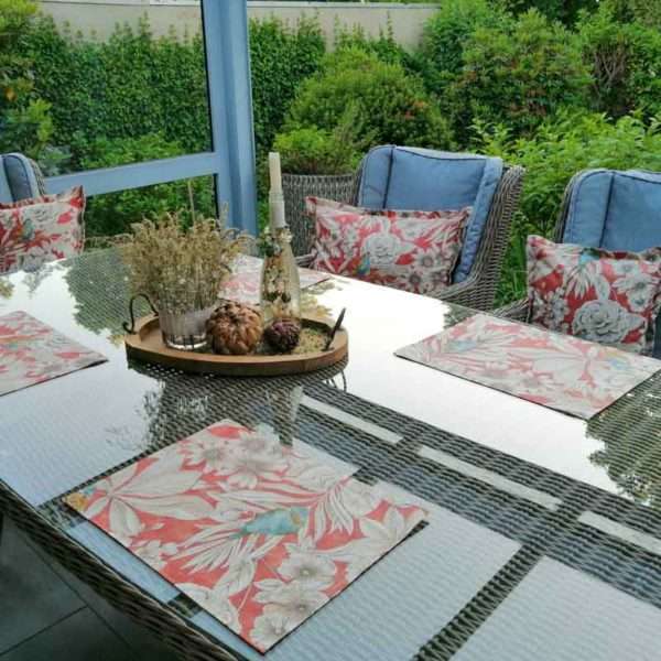 Platzdeckchen abwaschbar mit Vogelmotiv rot
