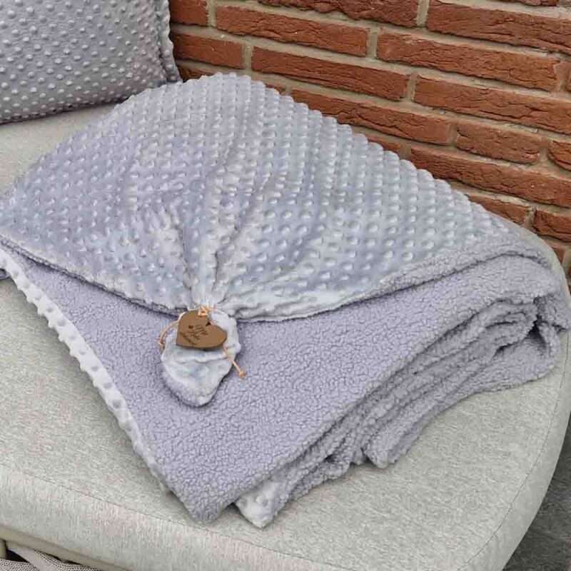 Hochwertige Kuscheldecke - grau