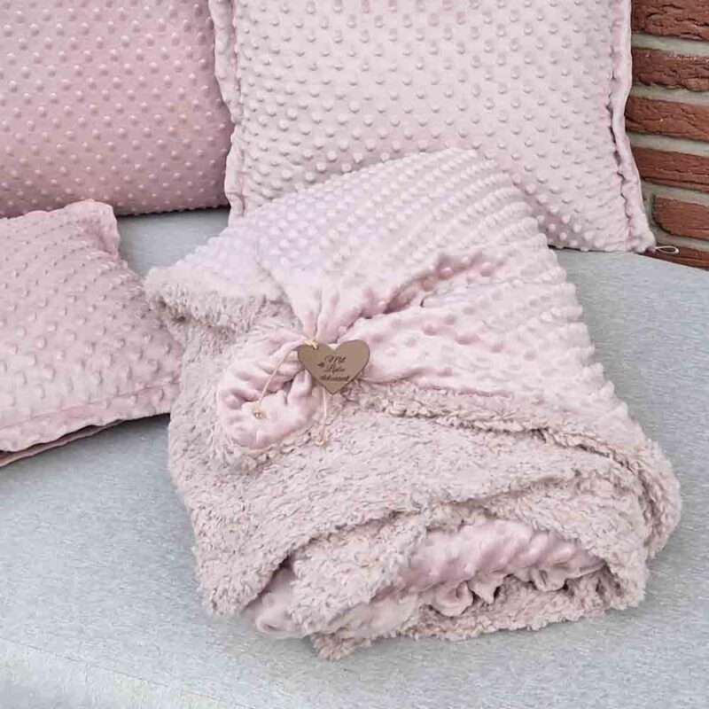 Hochwertige Kuscheldecke rosa